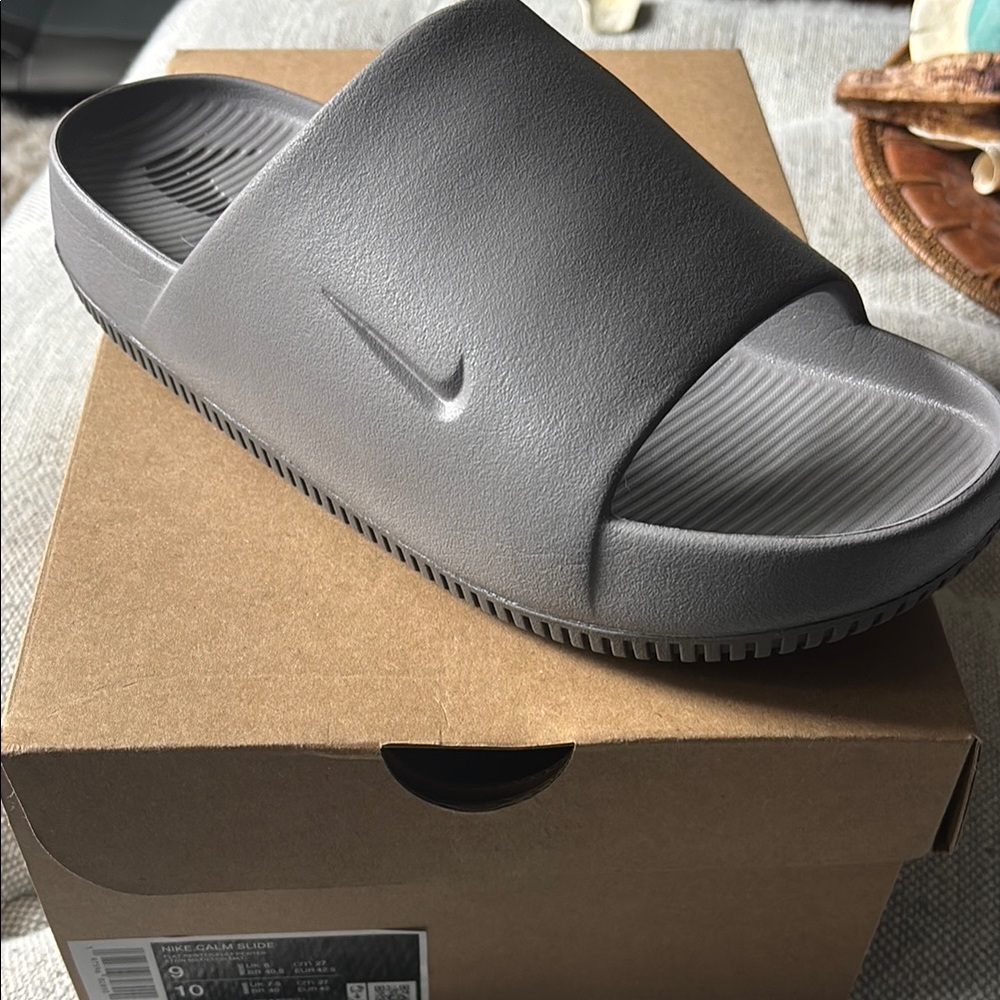 Nike Men's Dark Gray Slide Sandals